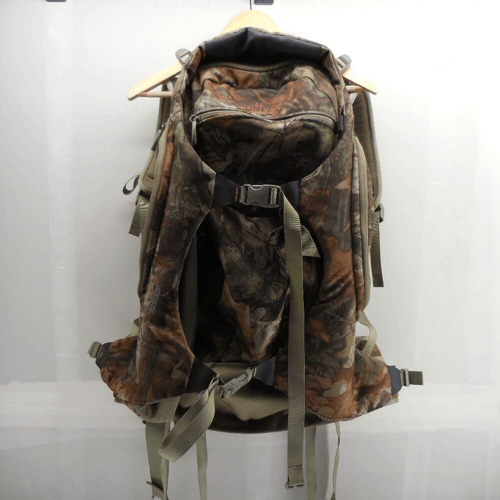 Badlands 2200 Hunting Backpack Large. No questions‎ asked lifetime warranty